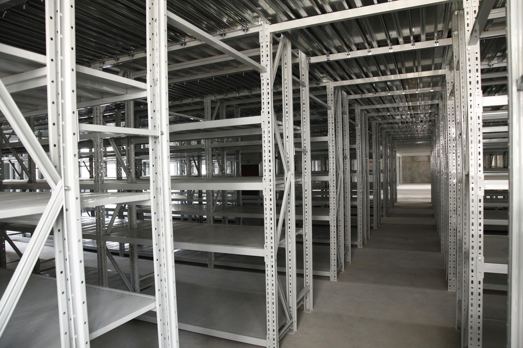 Medium Duty Shelves Used in Supermarkets or in Offices